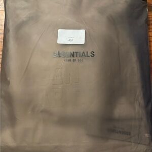 Essentials fear of God hoodie men’s Med NWT